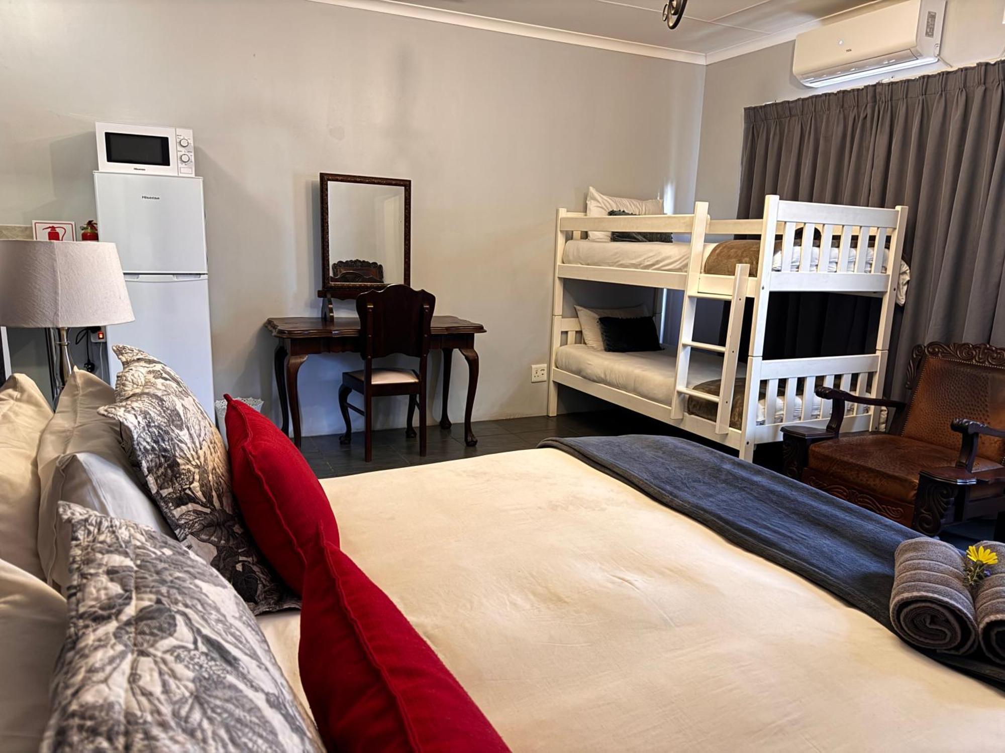 The Palms Venue & Accommodation Cradock Exterior photo